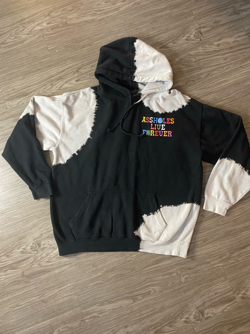 Linda Finegold “Assholes Live Forever” Graphic Hoodie – XL